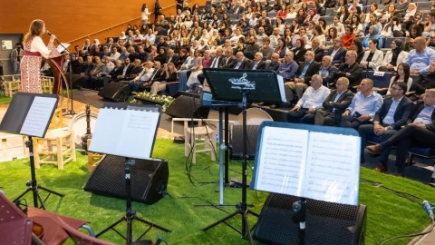 آه يا ولدي مسرحية مميزة لطلاب مدرسة الموهوبين الإقليمية في كفر قرع.jpg